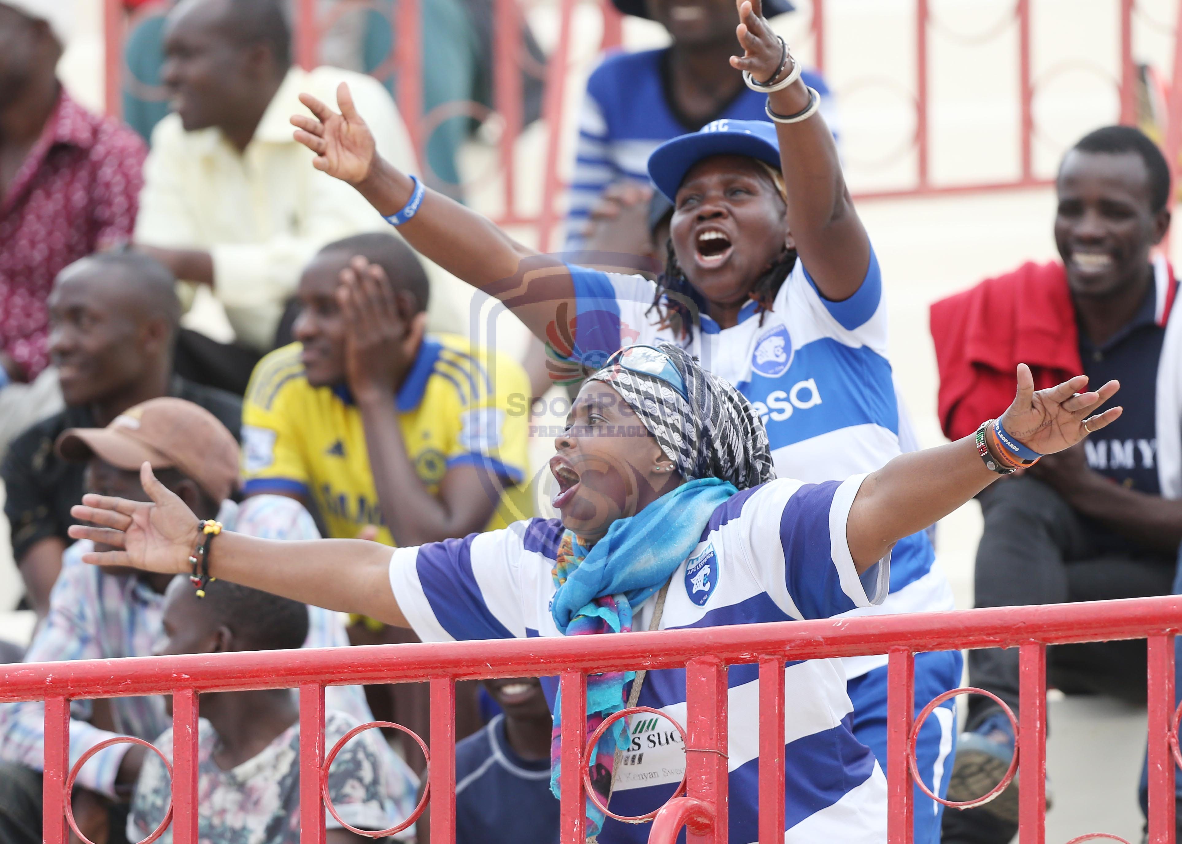Afc Leopards Fans : AFC Leopards fans accused of robbing ...